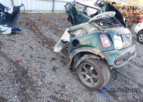 2013 Mini Hardtop Cooper S из США, поврежденный, VIN WMWSV3C53DT476991